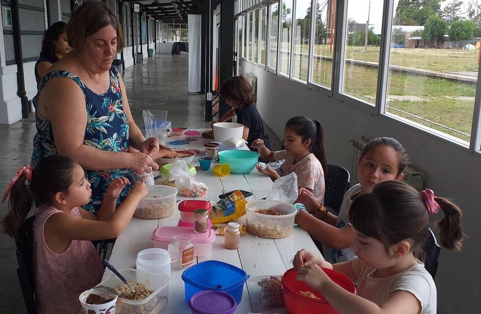 Se llevó a cabo el Taller de Cocina Infantil en el Centro Cultural La Estación de Tres Arroyos