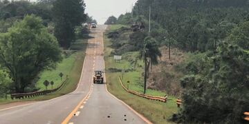 La Ruta Nacional N°12 se halla en despeje de banquinas.