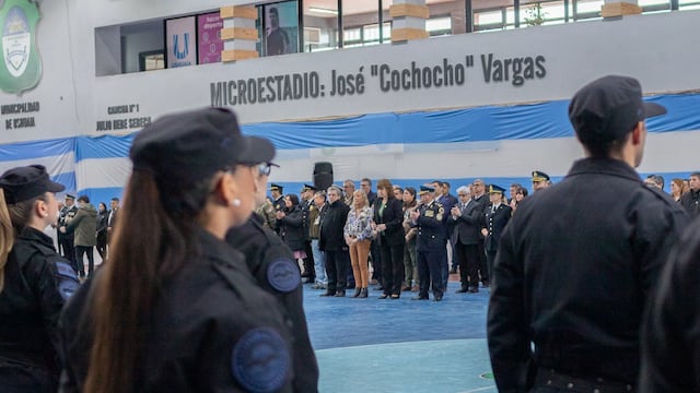 Realizaron en Ushuaia el acto por el 202 aniversario de la Policía Federal Argentina