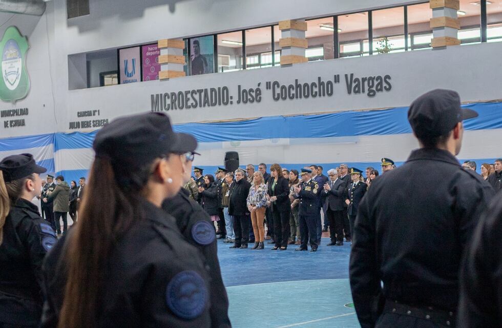 Realizaron en Ushuaia el acto por el 202 aniversario de la Policía Federal Argentina