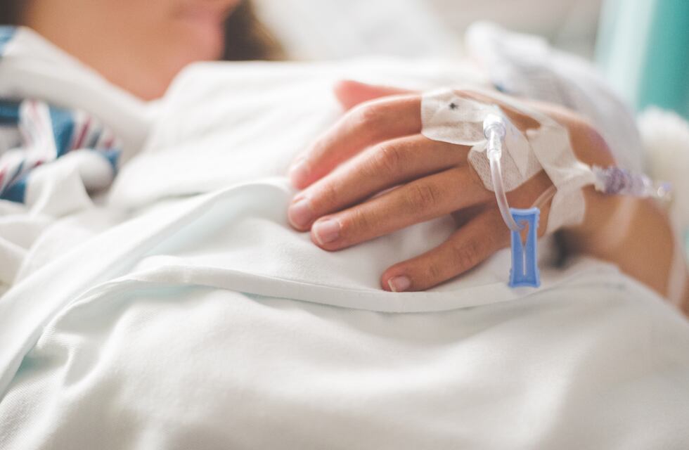 Intento de femicidio en Córdoba: trató de matar a su esposa con un imán