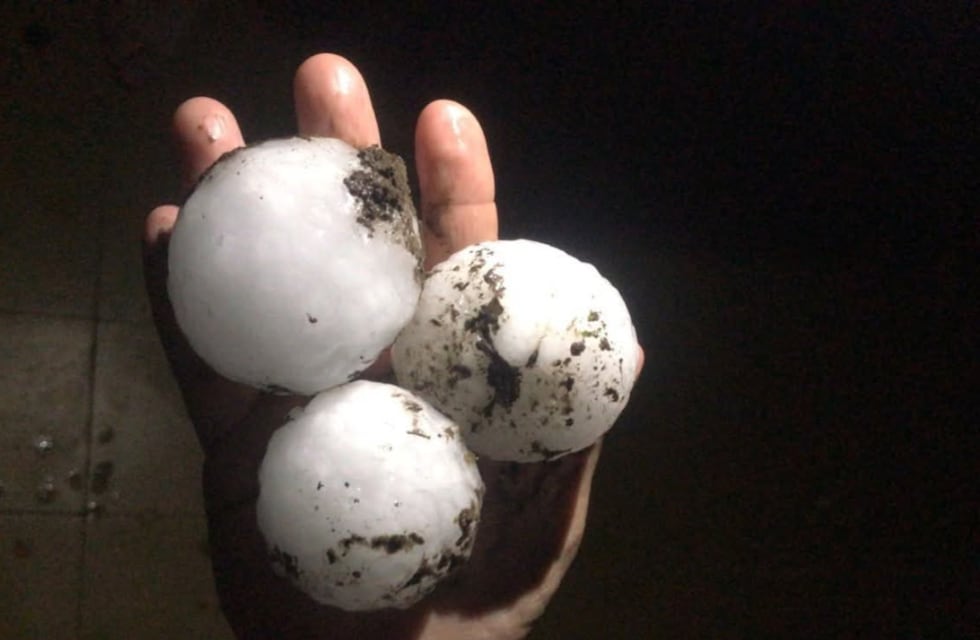 Impactante tormenta en Córdoba: cayeron piedras del tamaño de un huevo