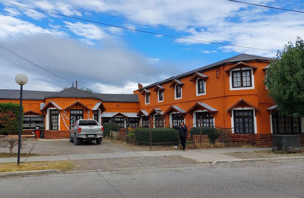 Un veterano de Malvinas asegura que fotografió a un fantasma en Chubut durante los actos por los 40 años de la Guerra