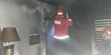Bomberos logran sofocar un incendio en Oberá.