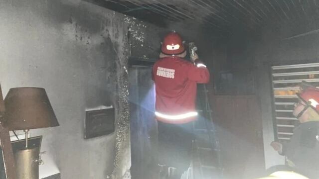 Bomberos logran sofocar un incendio en Oberá.