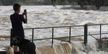 Impresionante crecida en el río San Antonio (Archivo).