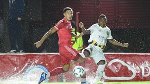 Argentinos Juniors le ganó a Rosario Central por 3 a 0 de local en la fecha 11 de la Copa de la Liga Profesional 2024.