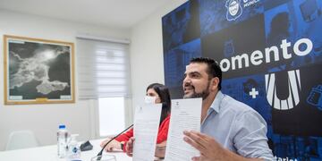 El acuerdo fue suscripto vía zoom por el intendente Walter Vuoto, acompañado por la secretaria de Economía y Finanzas municipal, Brenda Tomasevich; con el secretario Gremial del Sindicato, Germán Godoy; y con el secretario Gremial adjunto, Ariel Bugliolo.