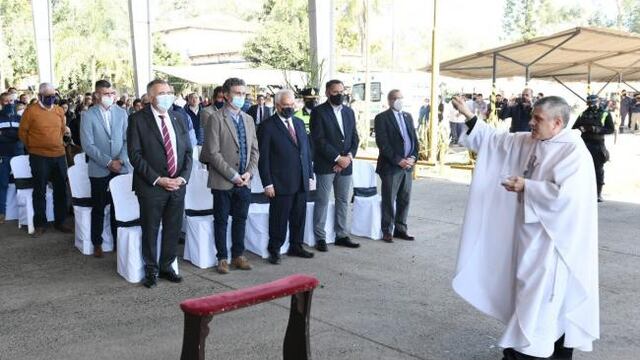 El gobernador Osvaldo Jaldo participó del inicio de la 87° zafra del Ingenio Leales
