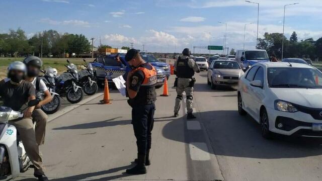 Lo detuvieron con dosis de marihuana y cocaína en su auto