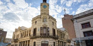 Hoy se elige al sucesor de Adán Bahl.