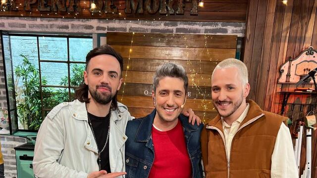 El guitarrista Diego Cardero acompañó al artista en el estudio del programa.