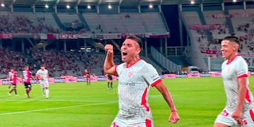 Santiago Rodríguez marcó el 1-0 de Instituto ante Newell's. (ESPN)