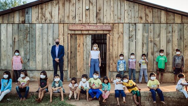 Fabiola Yañez visitó obras de agua potable en el municipio de  Hipólito Yrigoyen