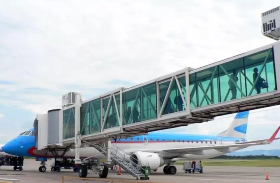 Una aerolínea internacional aterriza en Córdoba con nuevos vuelos a Buenos Aires