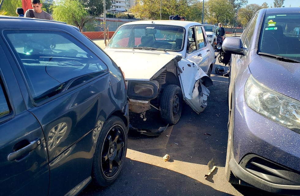 Choque en cadena en el centro de Córdoba: siete autos quedaron involucrados