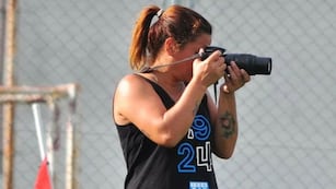La mujer sufrió un ACV, se dedicó a la fotografía por recomendación médica y le robaron sus elementos de trabajo.