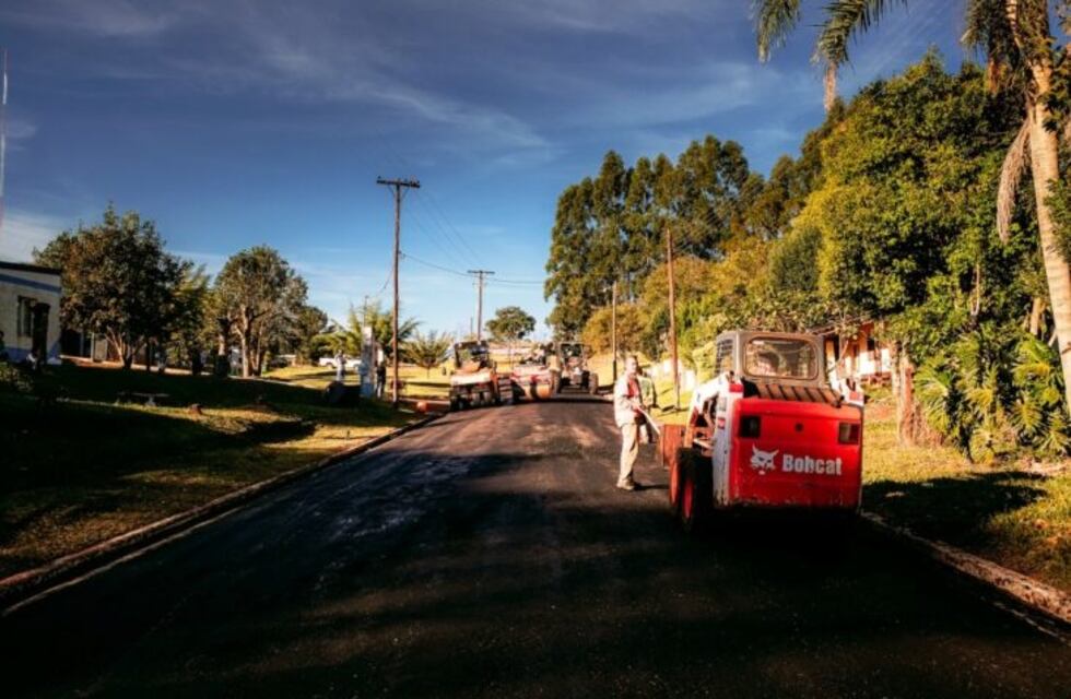 “Pavimento Urbano” arribó a Pueblo Illia, Dos de Mayo