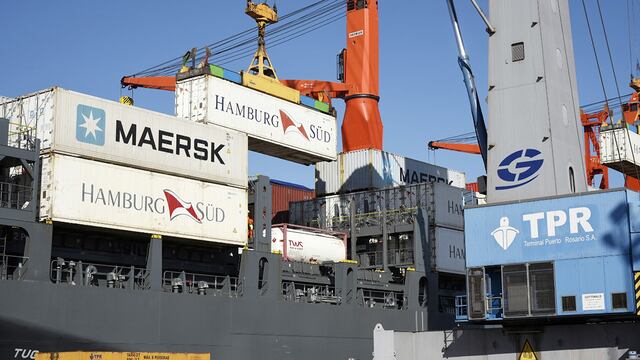 Gremios portuarios anunciaron un paro que comenzará este lunes y se irá extendiendo a lo largo de la semana.