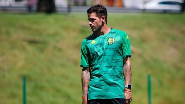 Fernando Gago asumió como DT en el Tiburón y quiere a Lautaro Guzmán y a Dayro.