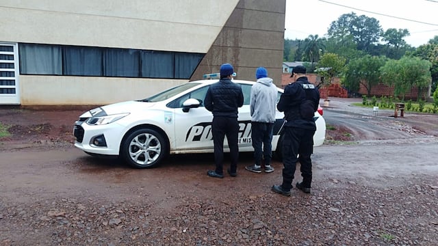 Demoran a dos jóvenes por presunto robo en Eldorado.