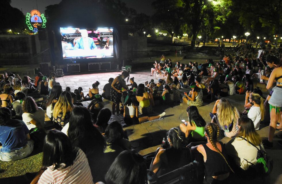 Aprobaron el proyecto de legalización del aborto y así votaron los diez diputados mendocinos