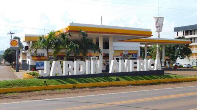 Estafaron a una mujer que vendía un trailer por Internet en Jardín América