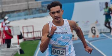El mendocino Agustín Pinti finalizó 3° en la serie con 21.08 (+1,8 m/s) y clasificó a la final de los 200 metros.