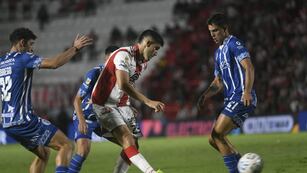 Instituto ante Godoy Cruz, con la necesidad de volver al triunfo (Javier Ferreyra / La Voz).