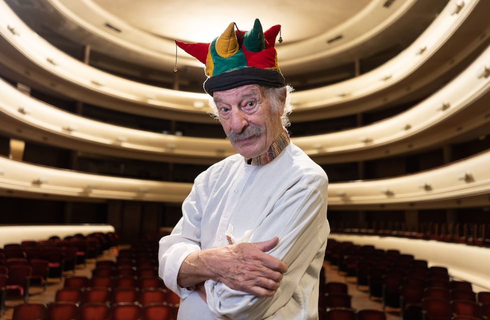 Conocé al ‘Flaco’ Suárez, un profeta de la cultura que cumple 60 años en el teatro mendocino