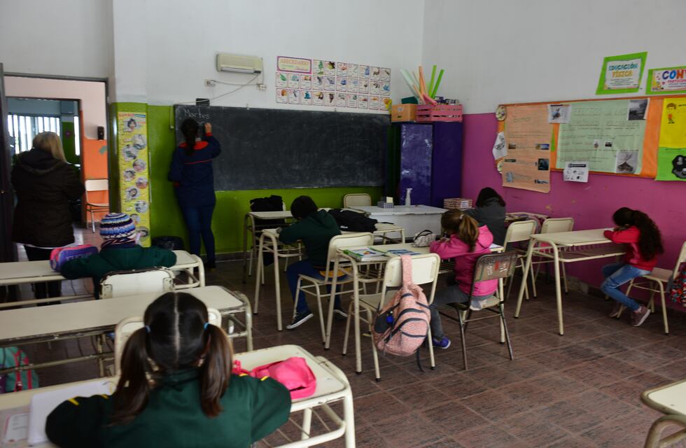 Realizarán un cacerolazo para pedir por las clases presenciales en Azul