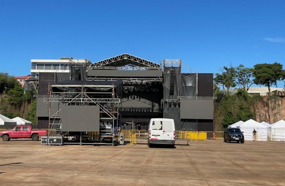 Comienza el Festival del Litoral con entrada gratuita y tres noches de celebración en la Costanera de Posadas