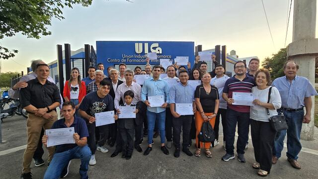 Se especializaron en "Hilandería" y "Tejido de Punto".