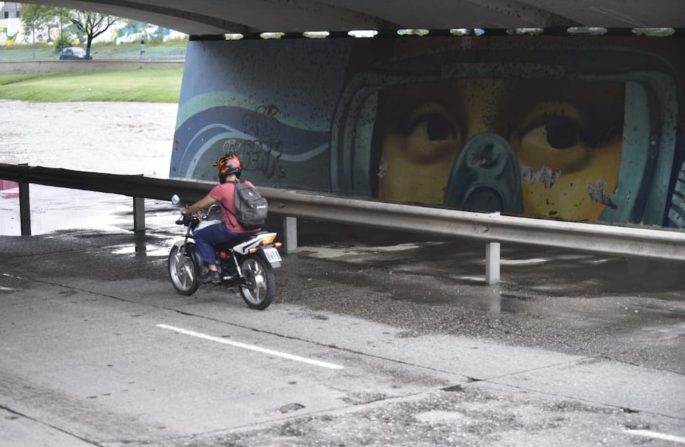 Cierran la Costanera por la apertura de válvulas del dique San Roque