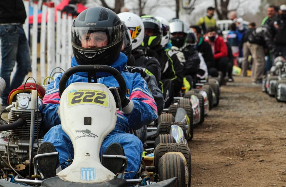 Karting cordobés: Con más de 300 participantes, se corrió la cuarta del Provincial sobre tierra