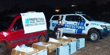 Incautan mercadería de contrabando en Puerto Iguazú.