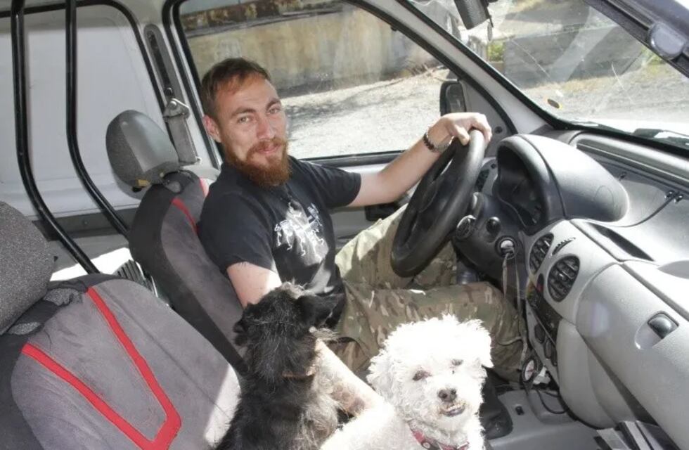 Los sanjuaninos que ofrecen servicios que van desde taxi exclusivo para perritos hasta cremación