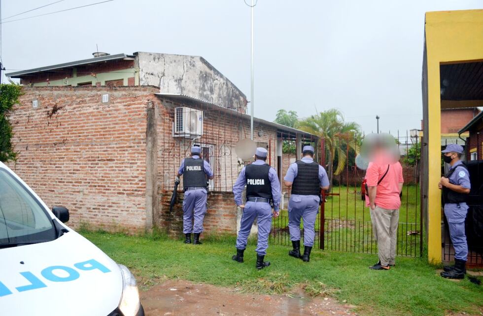 Allanaron la casa del médico que hizo huelga de hambre para secuestrar una toalla
