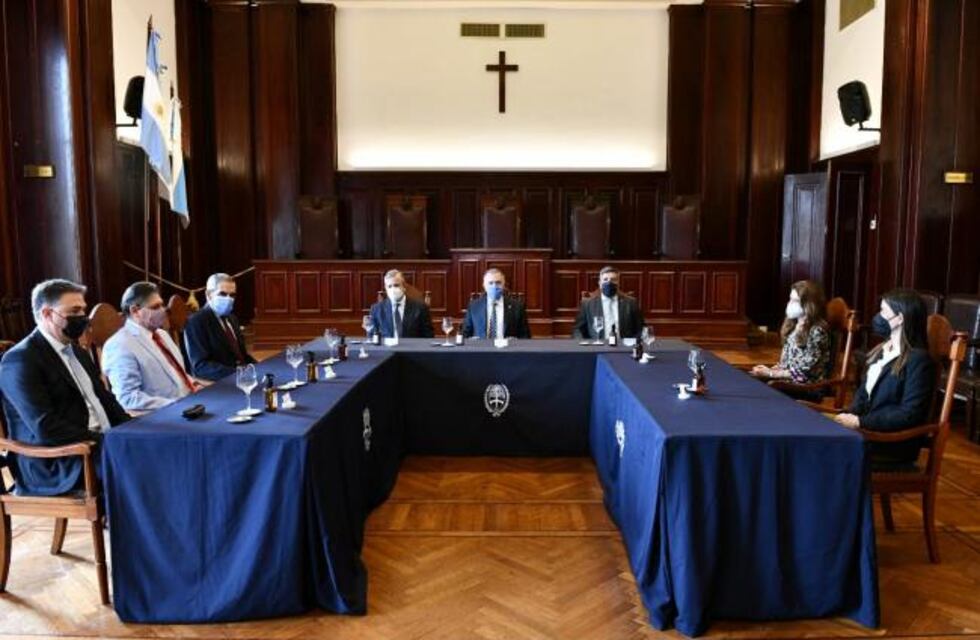 Las principales autoridades de los tres poderes del Estado se reunieron para avanzar en la reforma del Código Procesal Civil