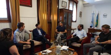 El ministro de Gobierno Carlos Bianco se reunió con el intendente Rodrigo Aristimuño.