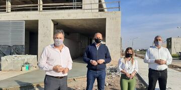 El gobernador Omar Perotti recorrió la obra del Nuevo Hospital de Rafaela