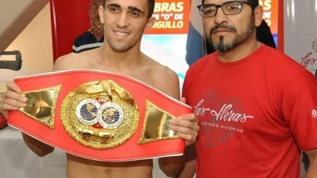 El púgil mendocino Kevin Muñoz junto a su entrenador Pablo Chacón siguen varados en Colombia.