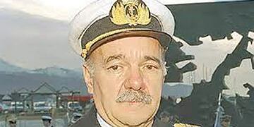 Héctor Bonzo, comandante del Crucero General Belgrano, el cual fue hundido el 2 de mayo de 1982.