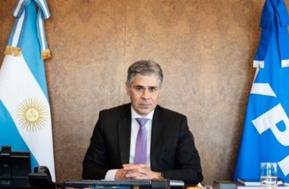Pablo González asumió como presidente de YPF