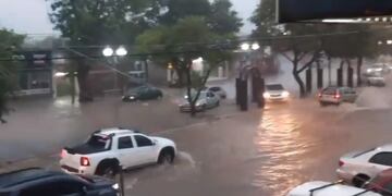 Lluvia. El temporal en las calles de Alta Gracia. (Captura de video)