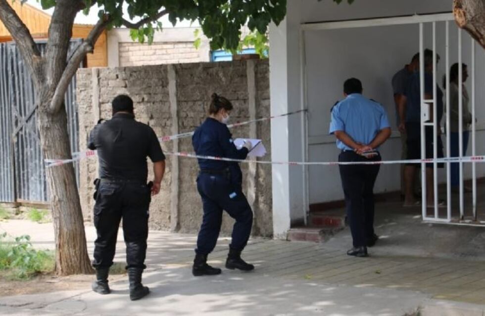 Asaltan y golpean a un anciano en su casa y luego se fugan en su camioneta