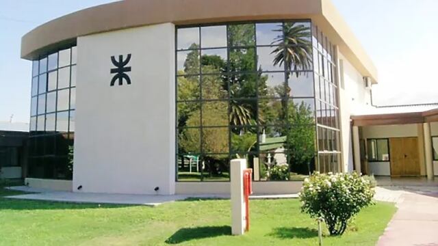 Desde lka UTN Regional San Rafael aseguran que no adhirió al pase sanitario para cursar de manera presencial en sus aulas.