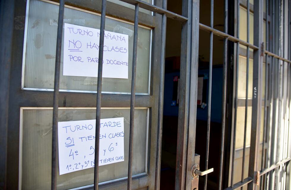 Reclamo docente en Córdoba: la UEPC rechazó otra oferta de Llaryora y confirmó el paro