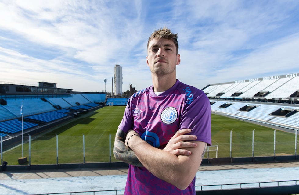 Belgrano presentó al arquero que competirá por el puesto: qué refuerzos faltan por llegar