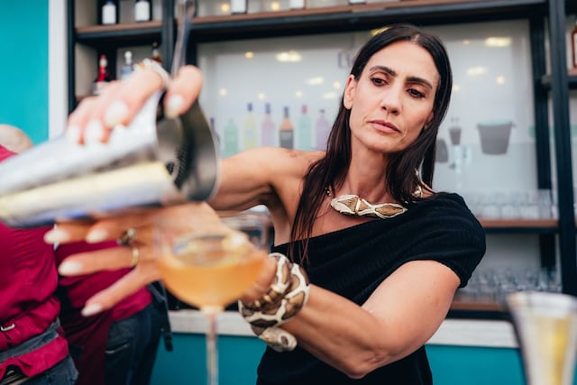 Whisky, Calafate y vodka: los cócteles patagónicos de Mona Gallosi que debes probar en estas Fiestas